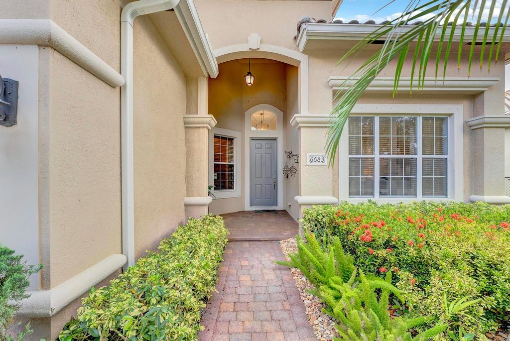 Photo of 6683 Aliso Avenue, West Palm Beach, FL 33413 (MLS # R11001667)