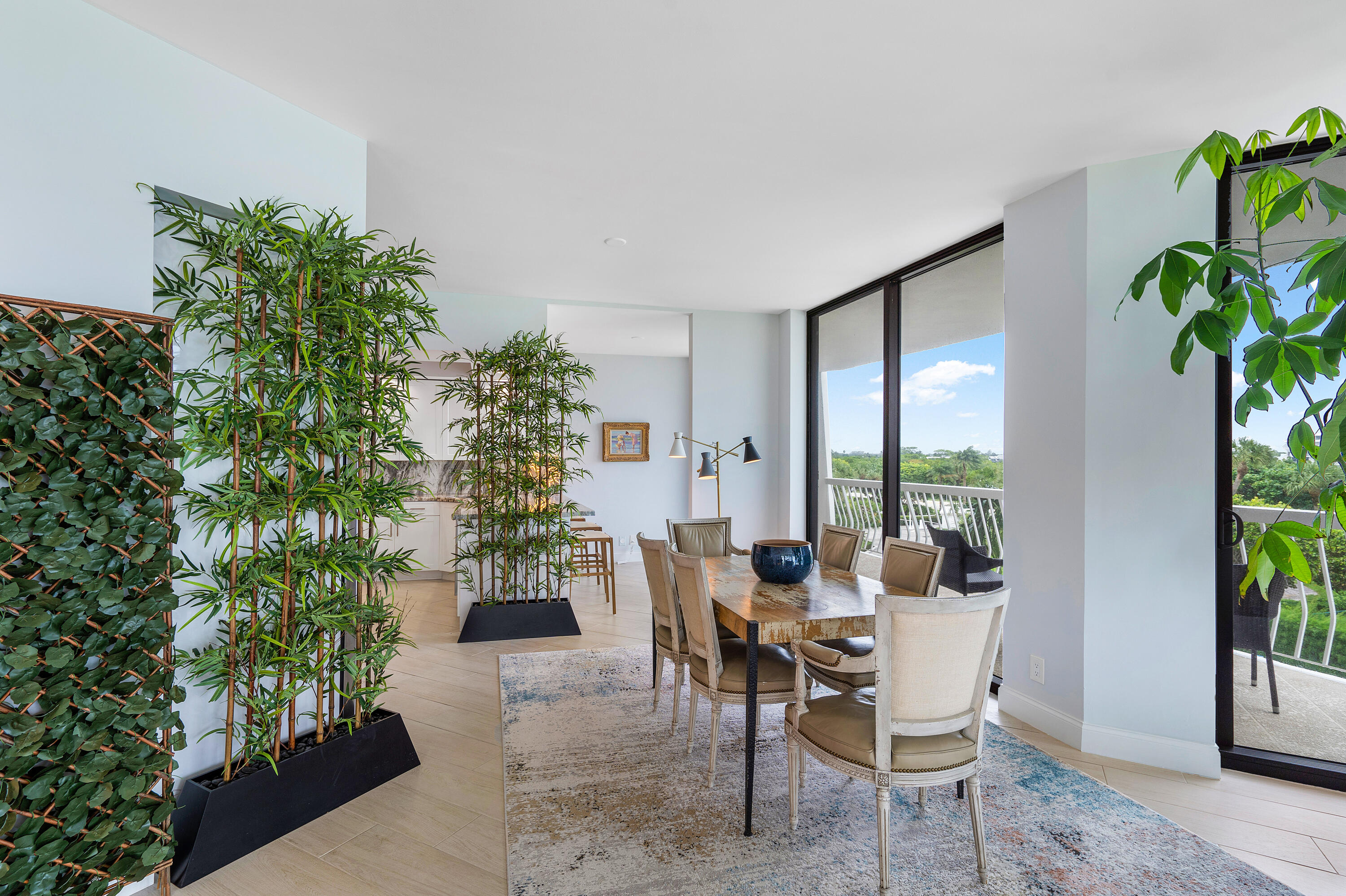 TWENTY ONE HUNDRED CONDO - Residential