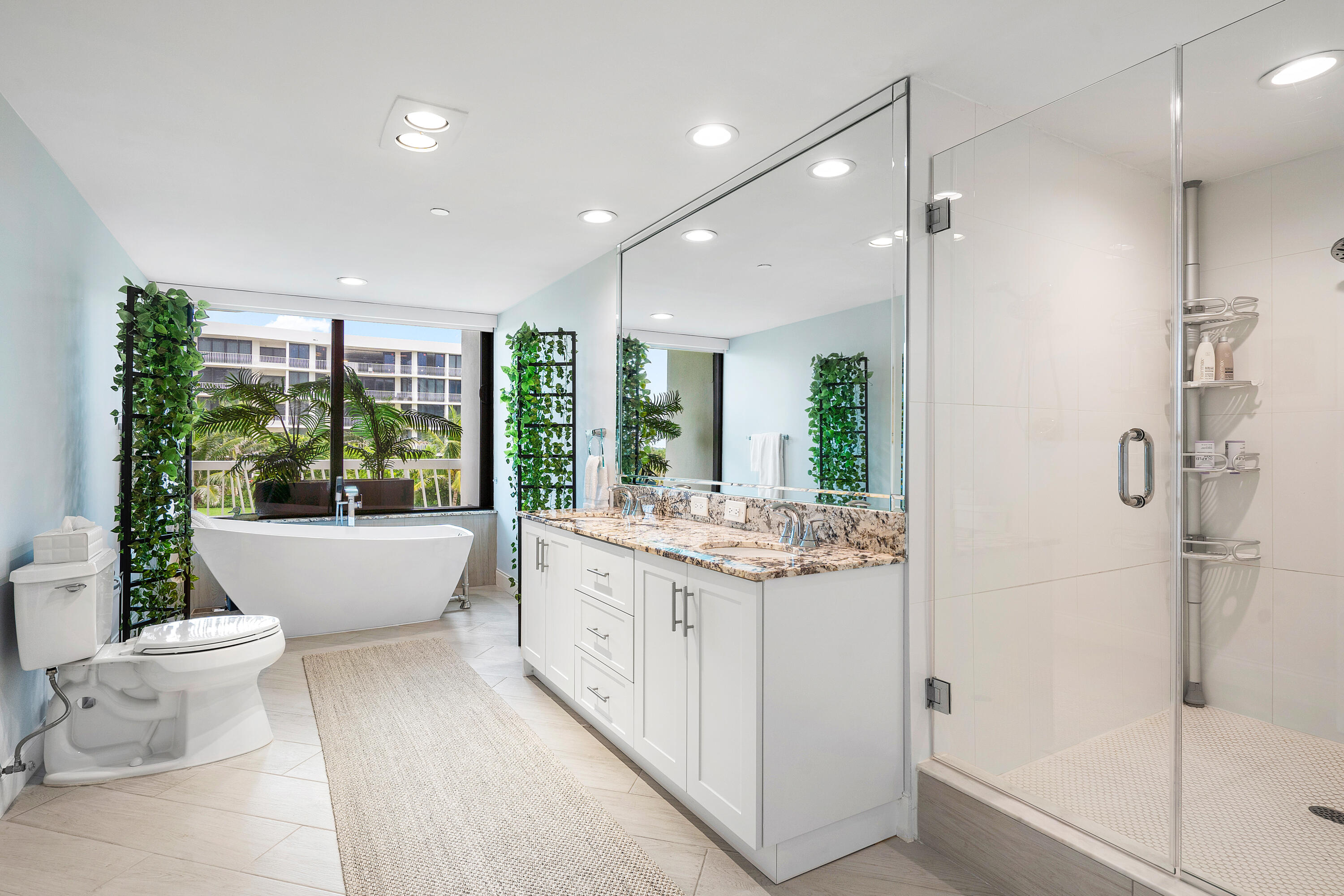 TWENTY ONE HUNDRED CONDO - Residential