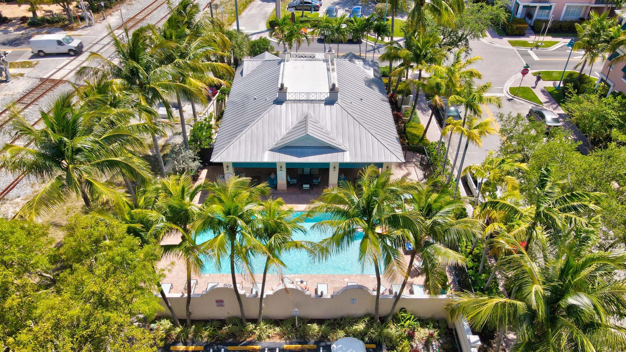 PINEAPPLE GROVE VILLAGE C - Residential Lease