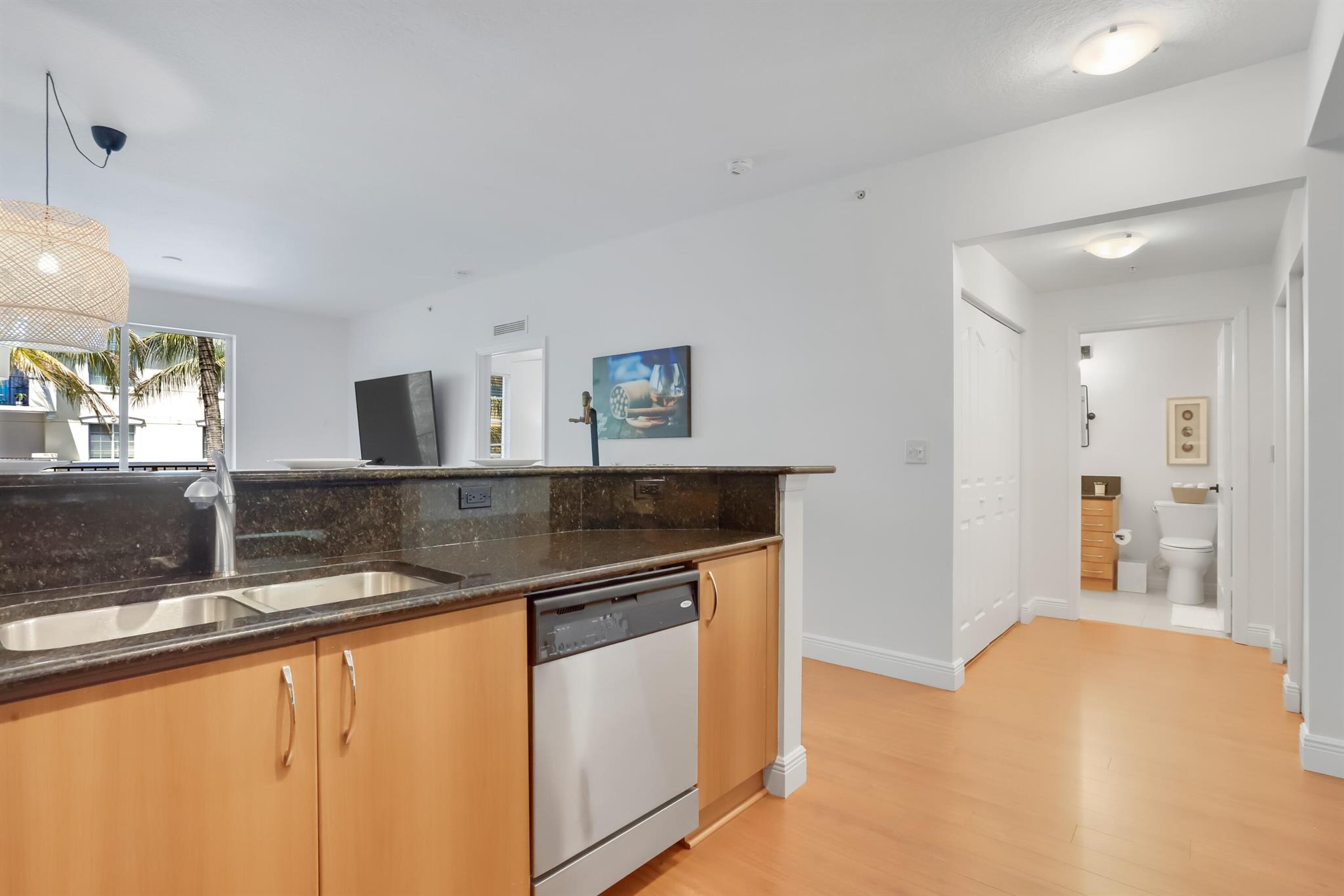 PINEAPPLE GROVE VILLAGE C - Residential Lease