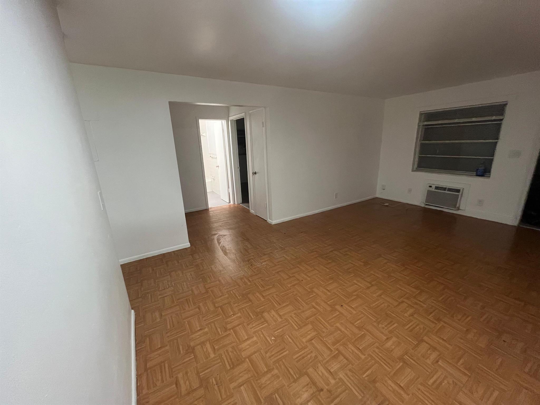 PLEASANT HEIGHTS - Residential Lease