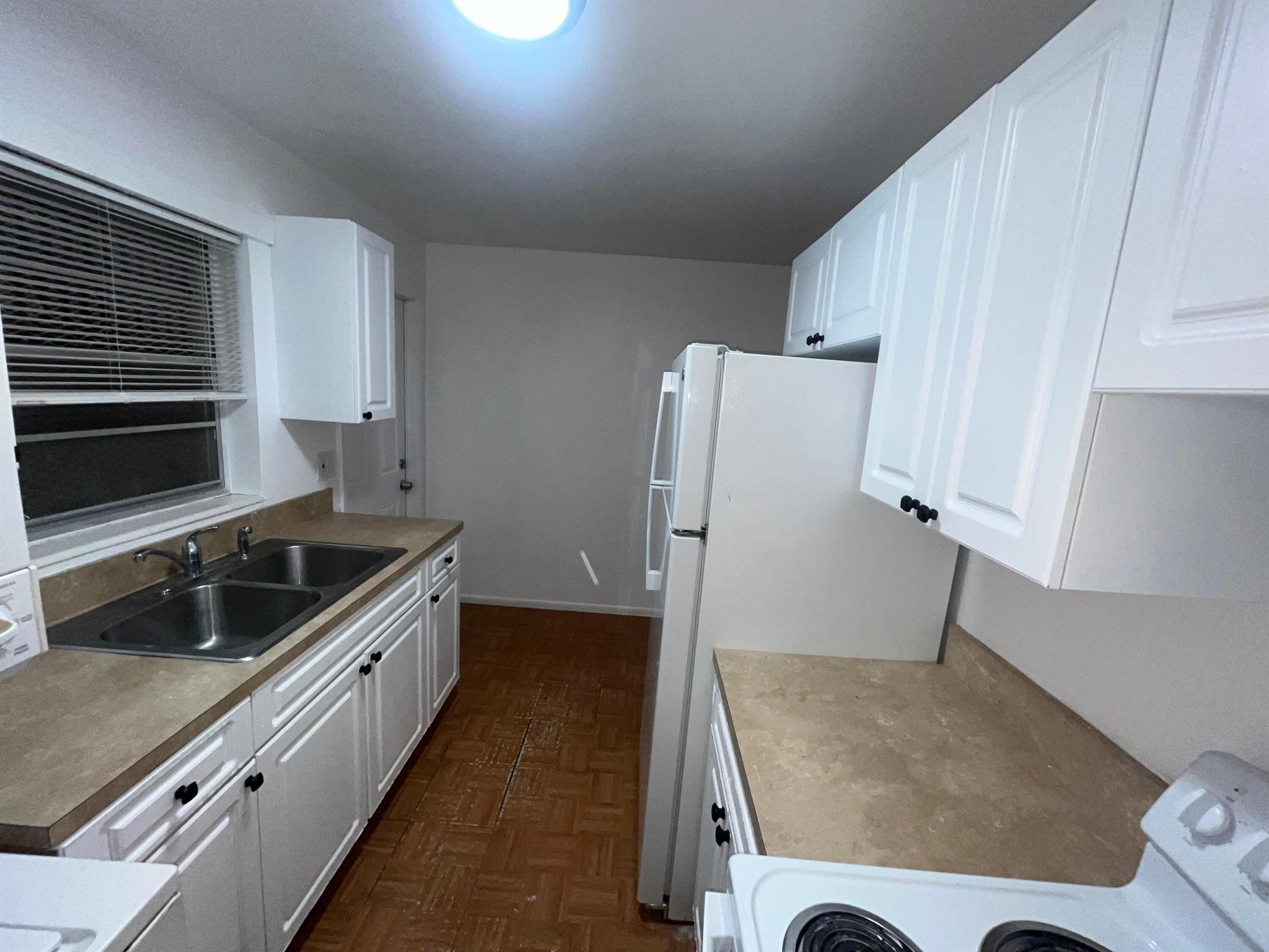 PLEASANT HEIGHTS - Residential Lease