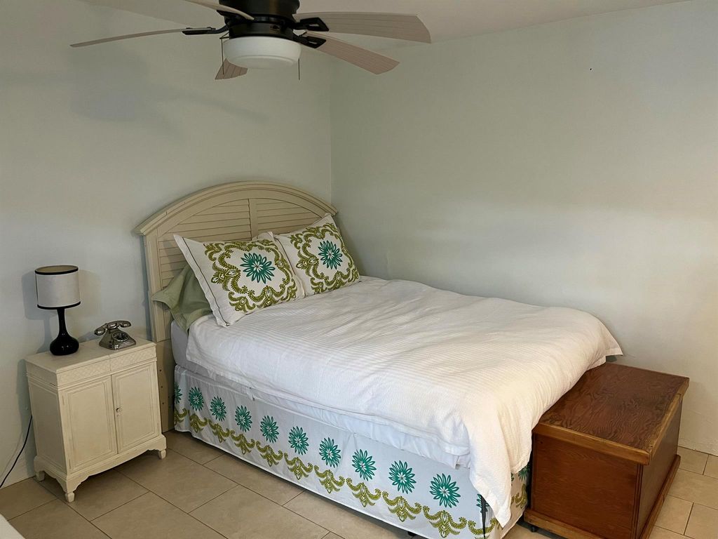 Photo of 915 36th Street, West Palm Beach, FL 33407 (MLS # R11069144)