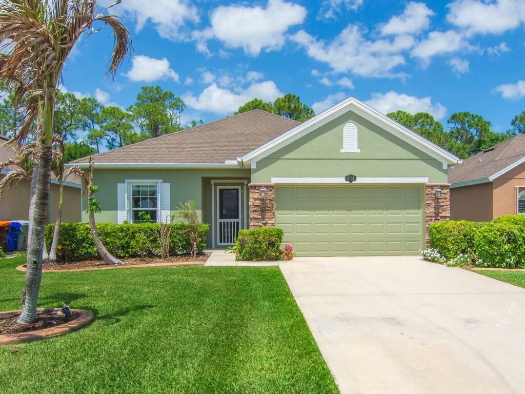 Photo of 8131 Westfield Circle, Vero Beach, FL 32966 (MLS # B26017052)