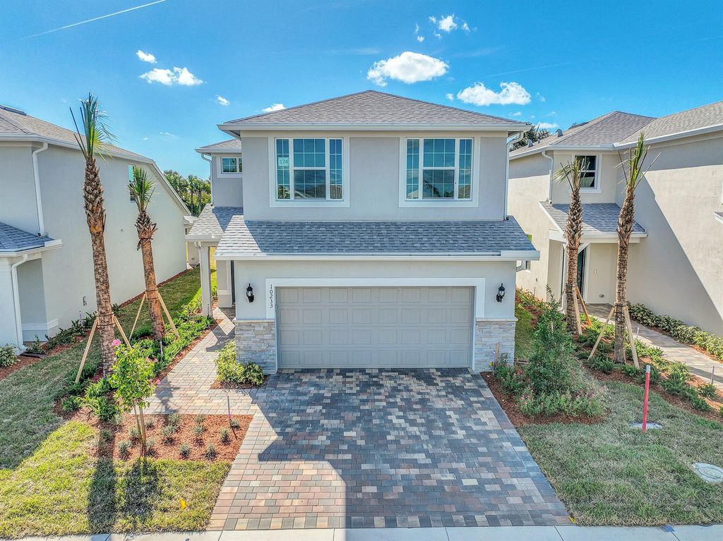 Photo of 10233 SW Captiva Drive, Port Saint Lucie, FL 34987 (MLS # R11045301)