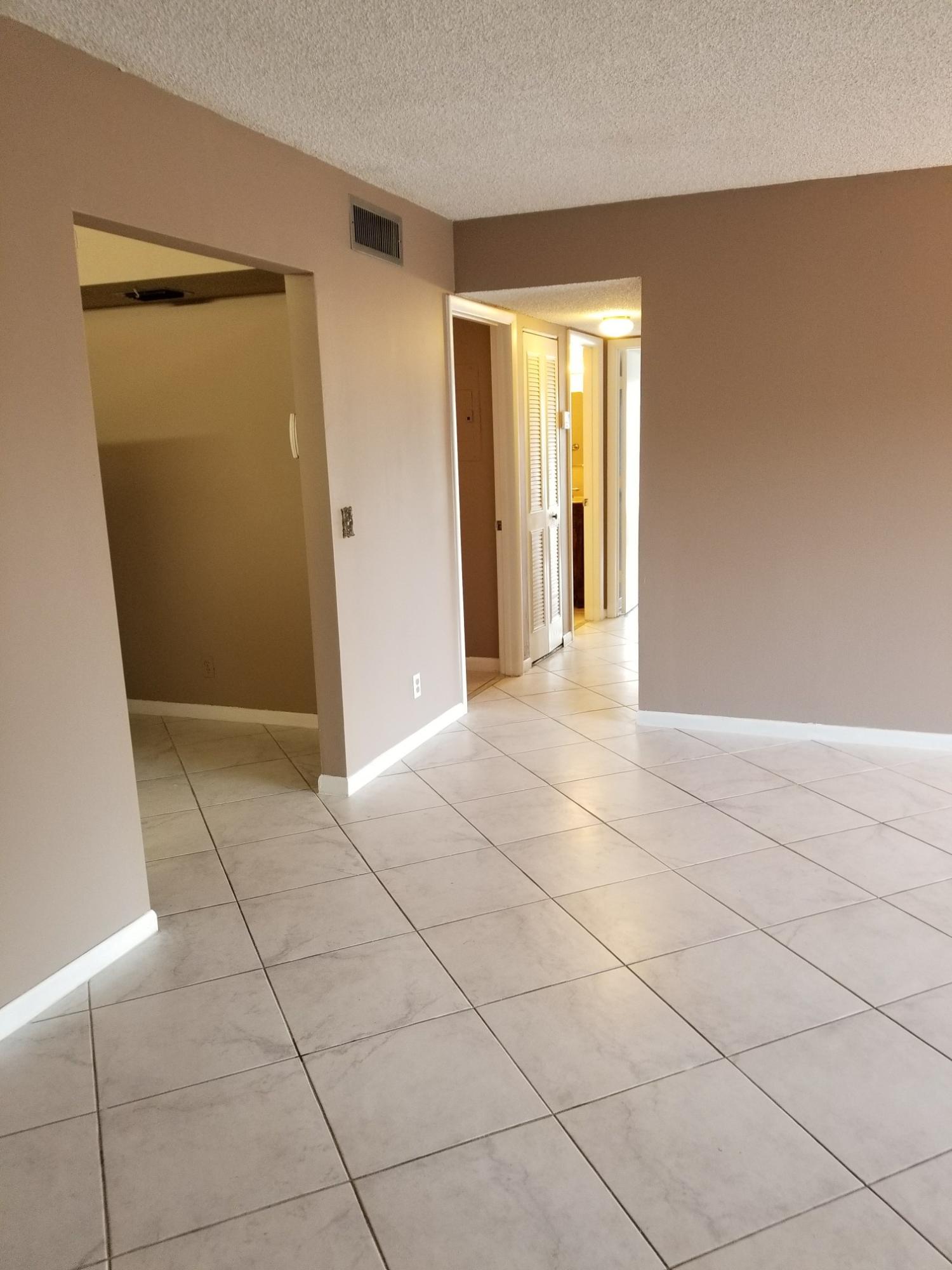 PINE RIDGE NORTH VILLAGE III CONDO - Residential Lease