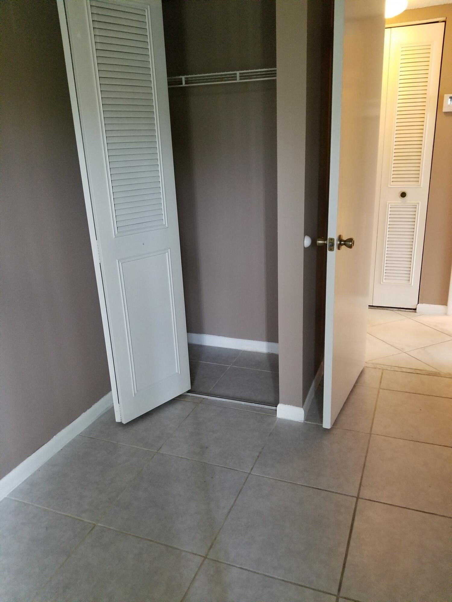 PINE RIDGE NORTH VILLAGE III CONDO - Residential Lease