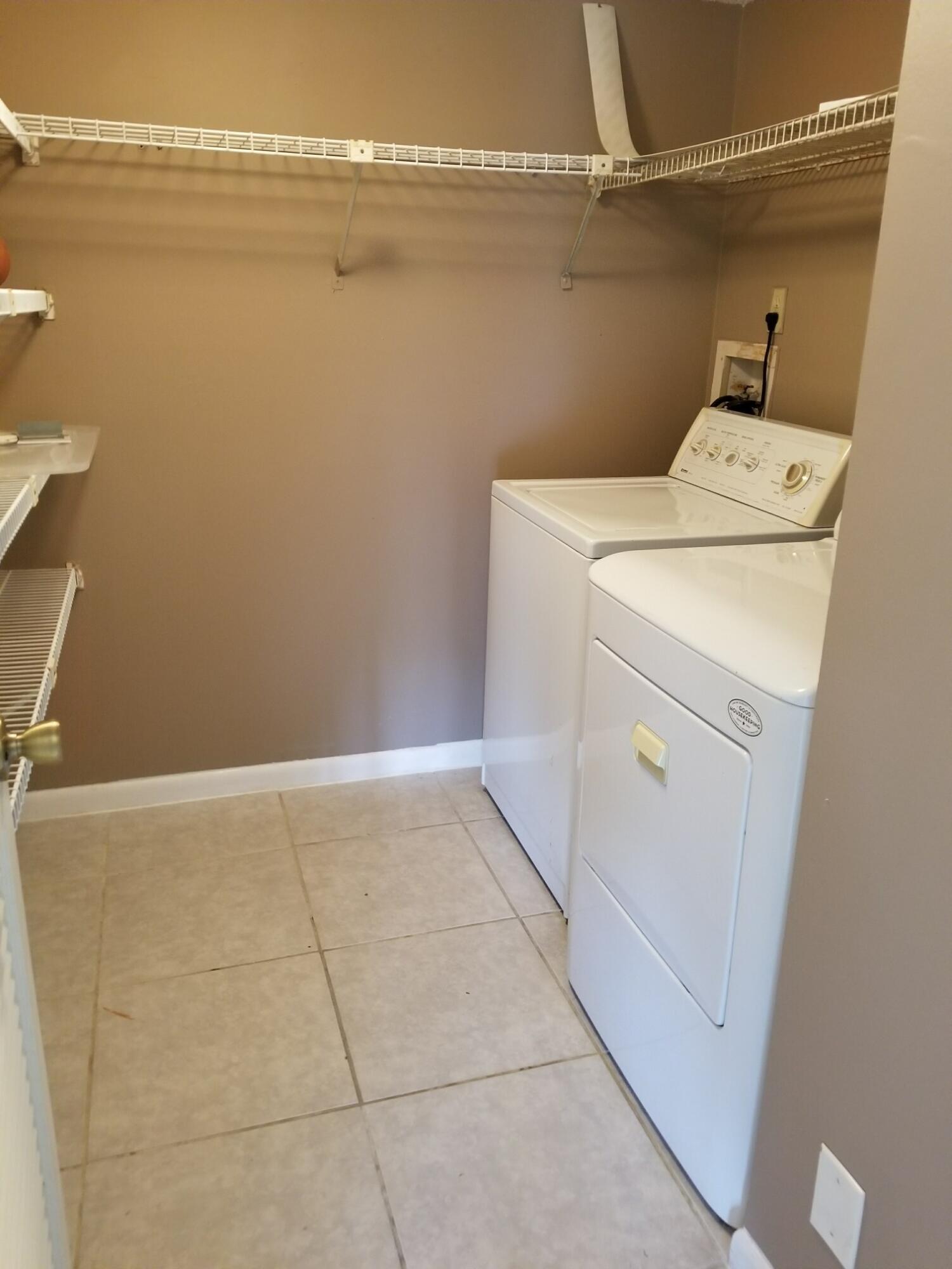 PINE RIDGE NORTH VILLAGE III CONDO - Residential Lease