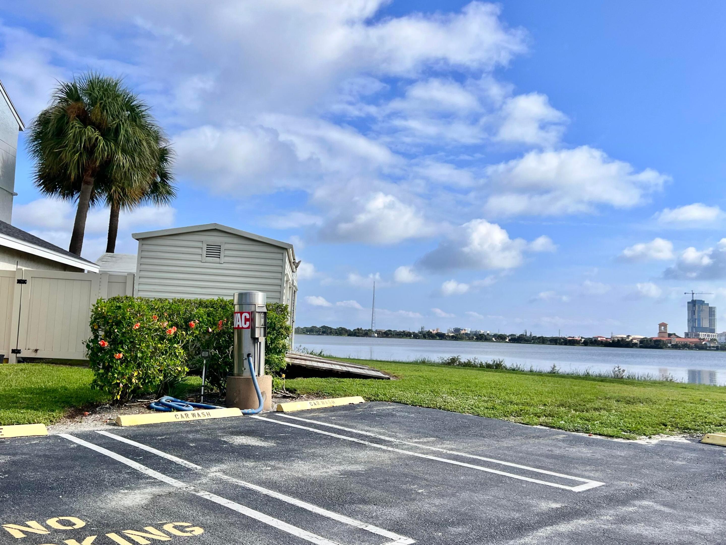 CLEAR LAKE CLUB CONDO - Residential Lease