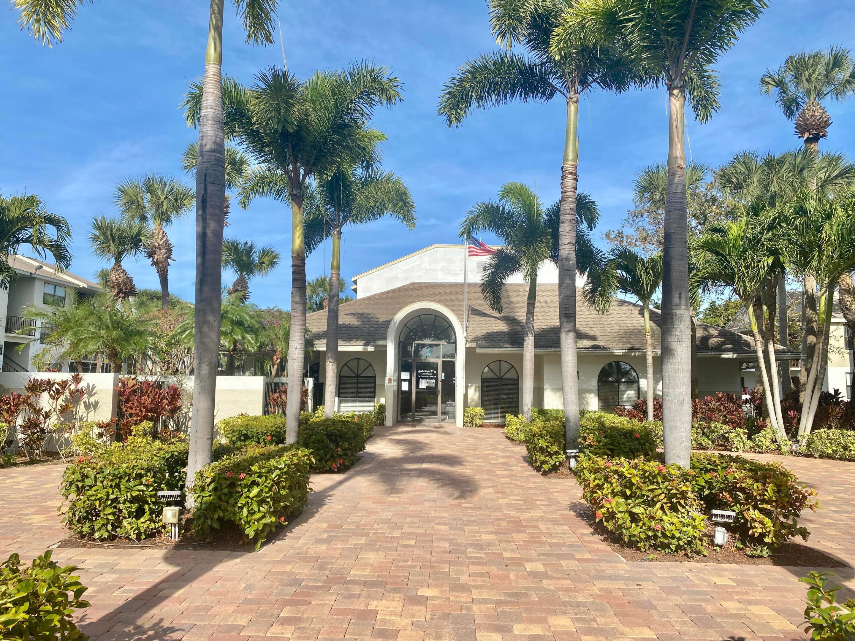 CLEAR LAKE CLUB CONDO - Residential Lease