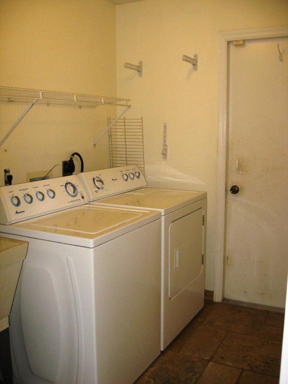 PORT ST LUCIE SECTION 47 - Residential Lease