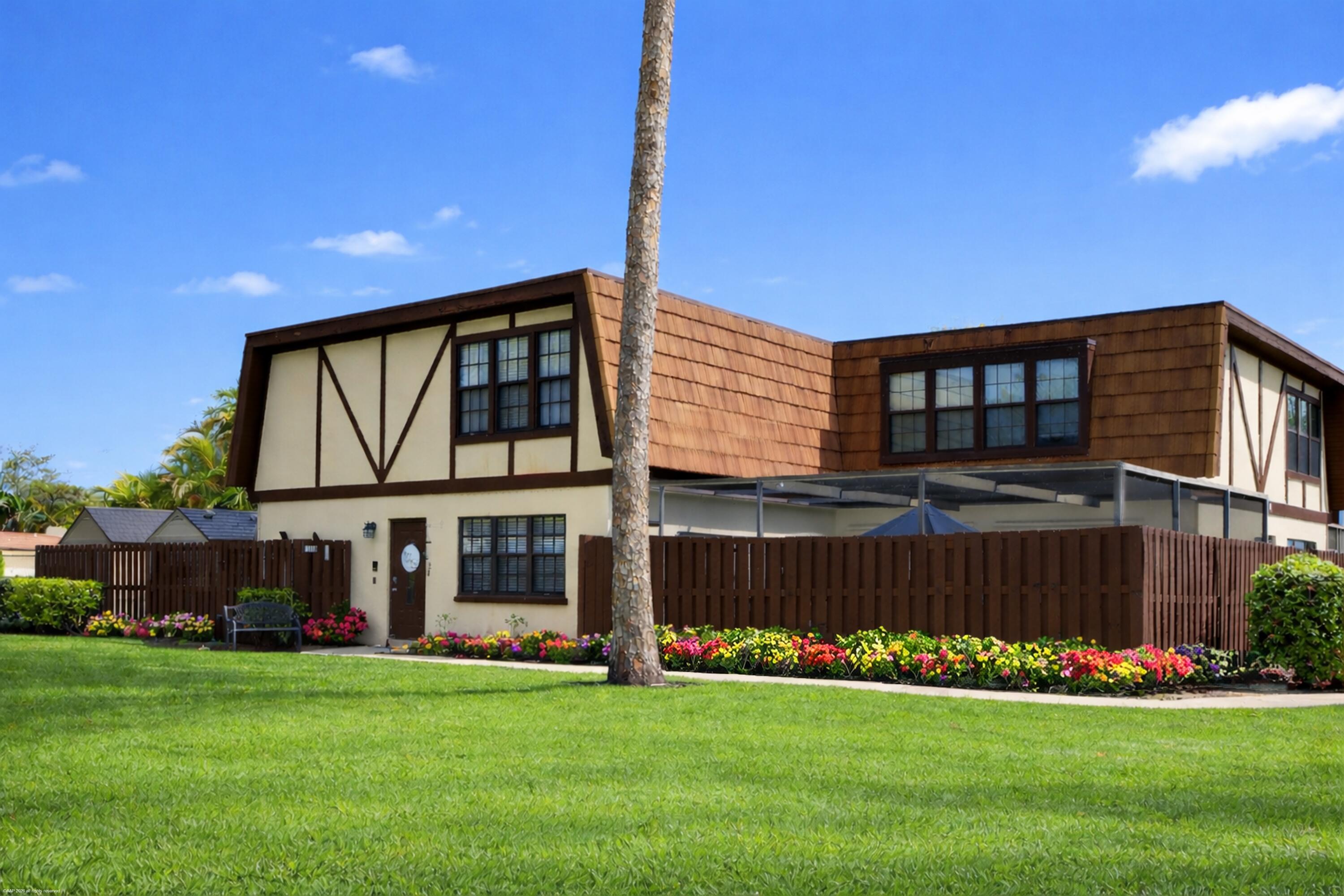 WEYBRIDGE TOWNHOMES PH II - Residential