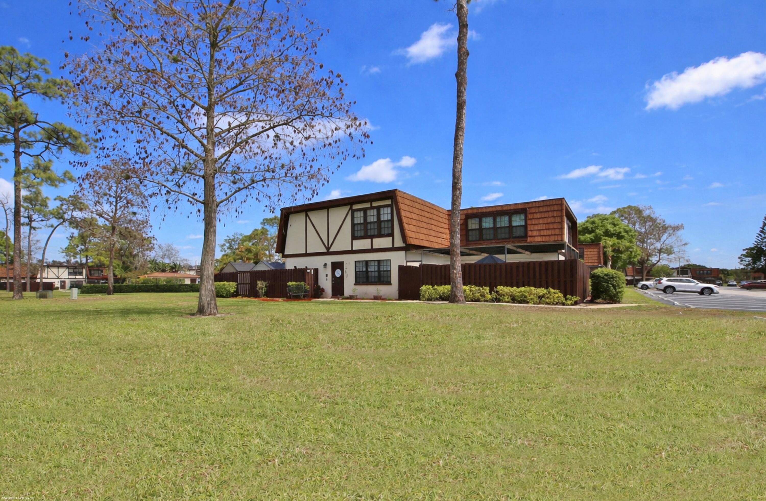 WEYBRIDGE TOWNHOMES PH II - Residential