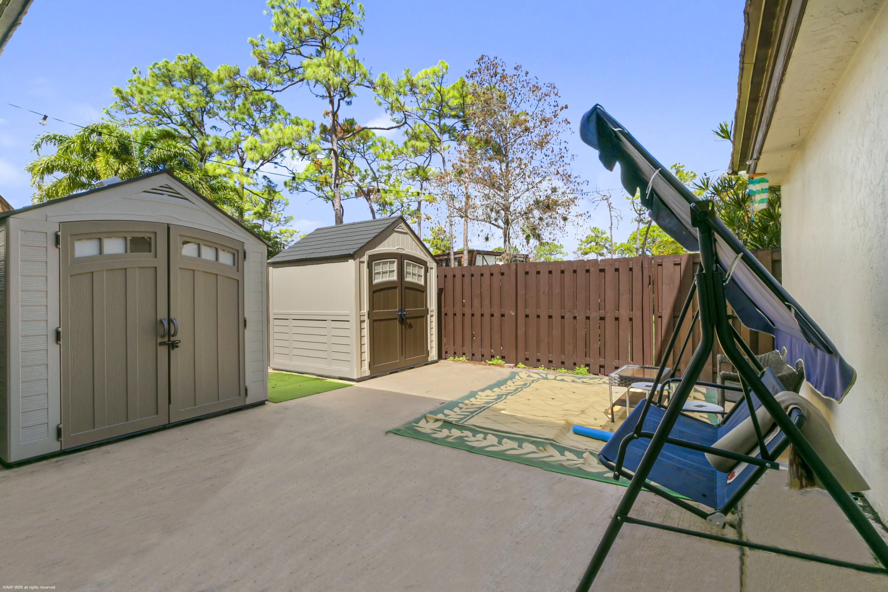 WEYBRIDGE TOWNHOMES PH II - Residential