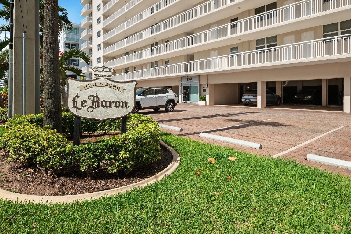 Hillsboro LeBaron - Residential