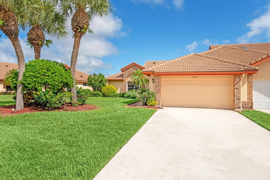 Photo of 8486 Heather Pl, Boynton Beach, FL 33472 (MLS # F10524787)