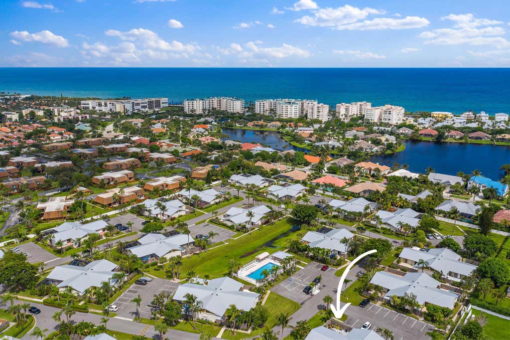 Photo of 1801 S Us Highway 1 #5a, Jupiter, FL 33477 (MLS # B26061156)