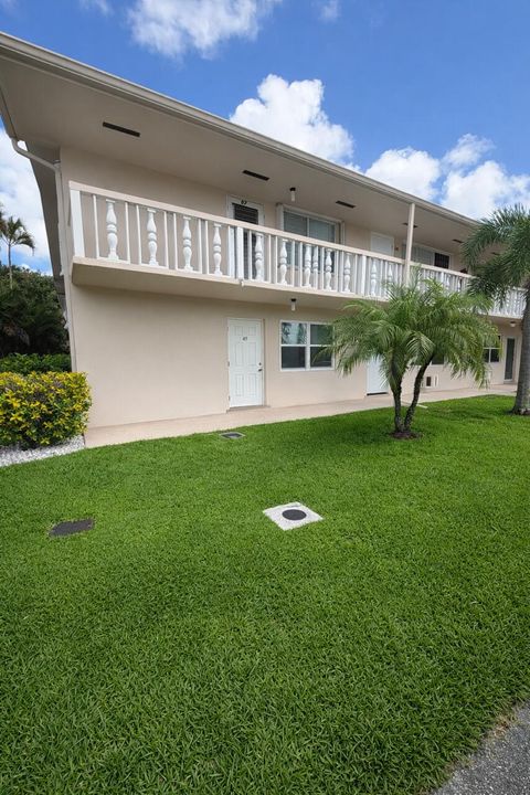 49 Hastings D West Palm Beach FL 33417