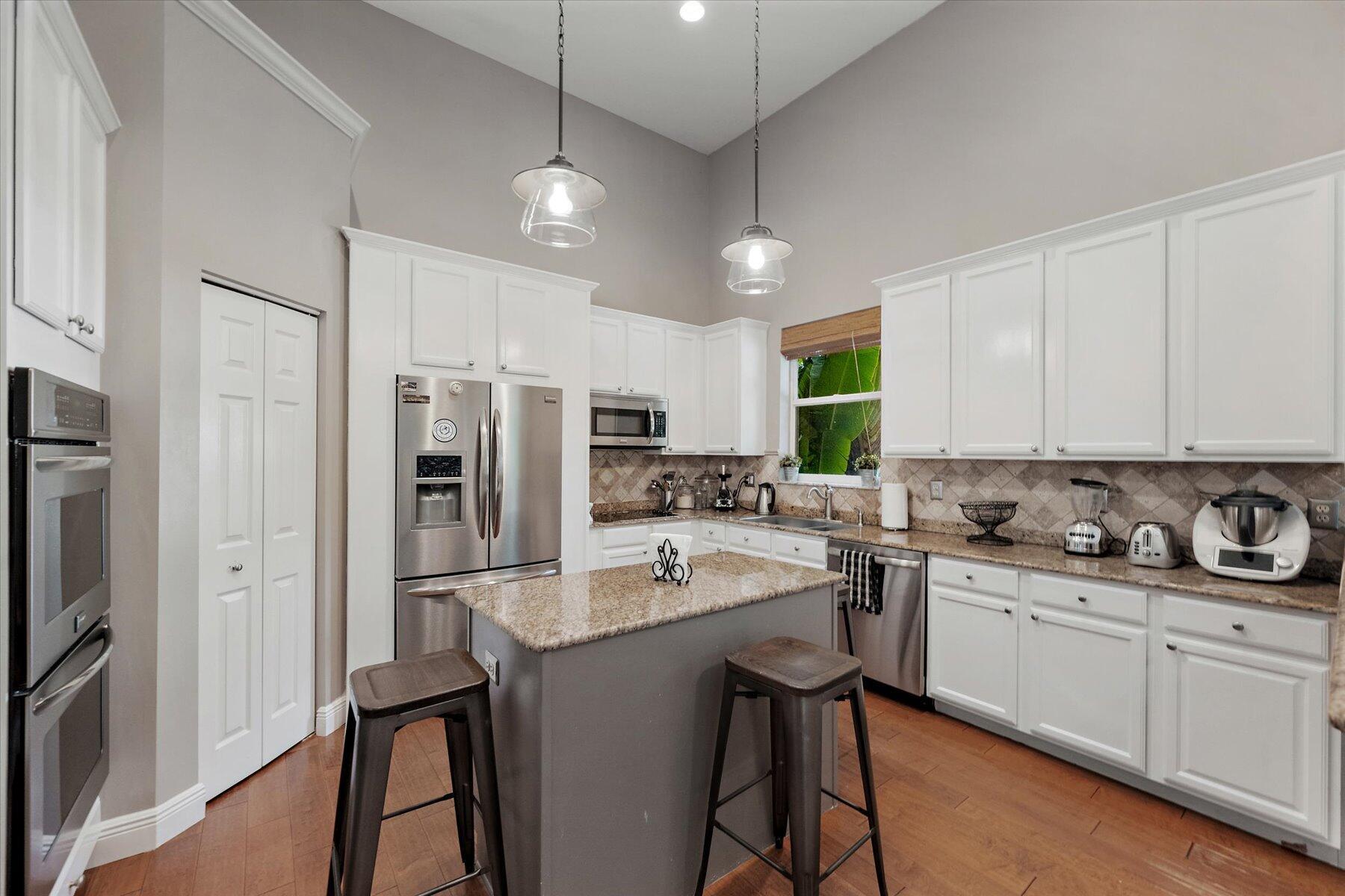 SOUTHFIELDS - Residential