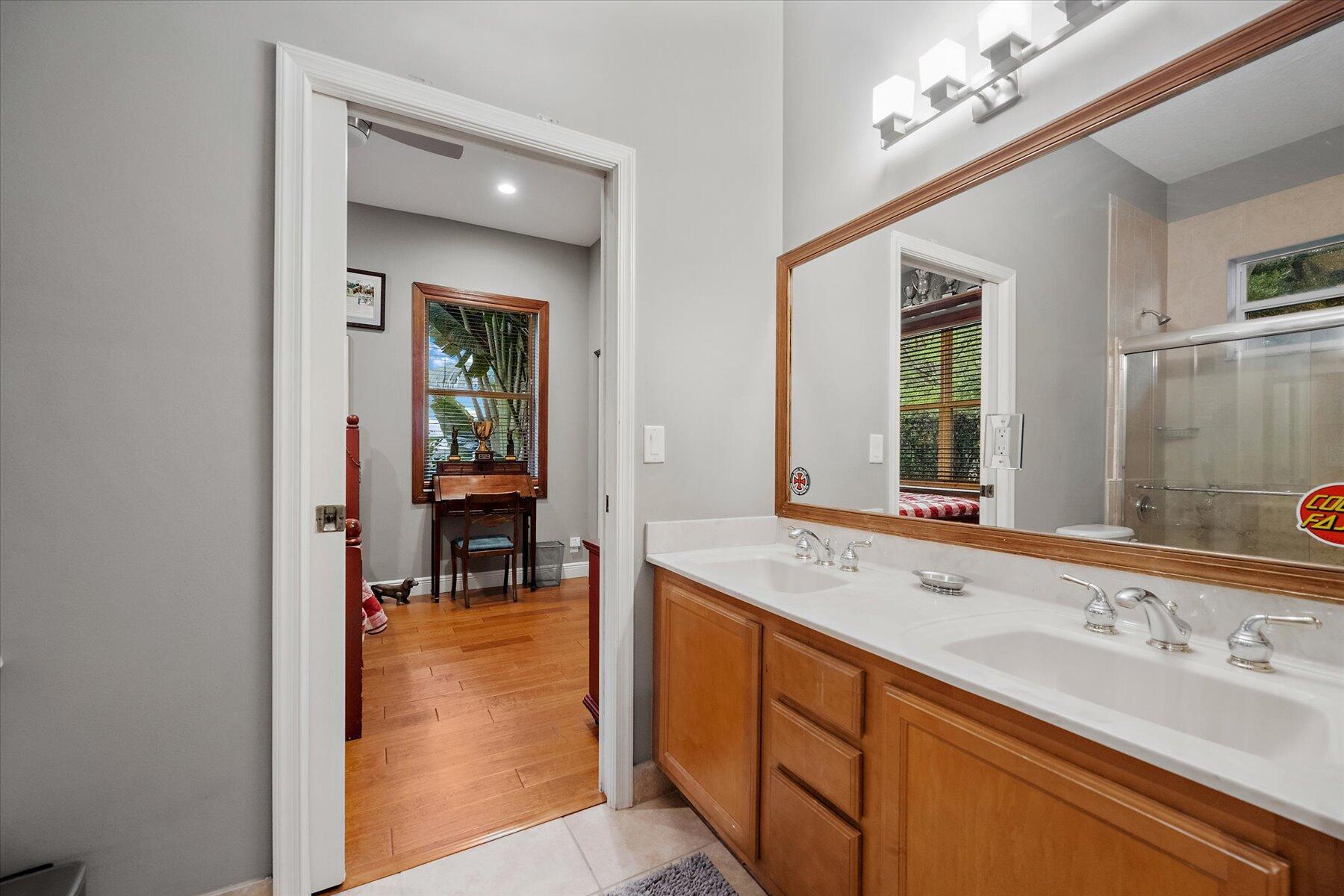 SOUTHFIELDS - Residential