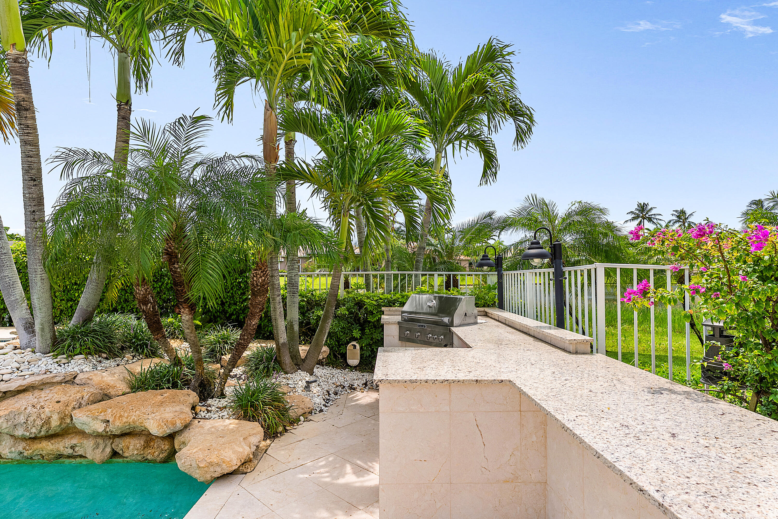 VINTAGE OAKS / POLO CLUB - Residential