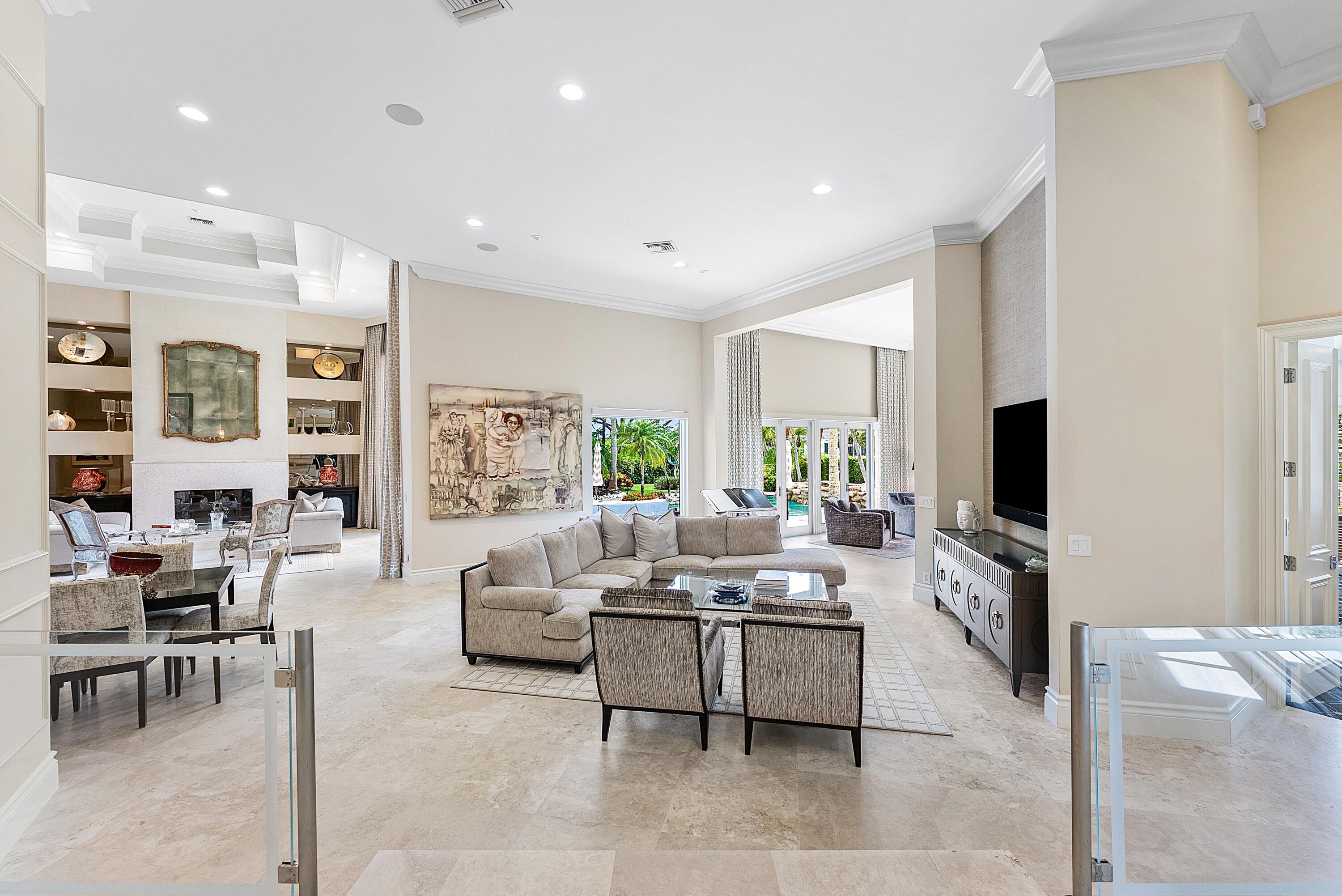 VINTAGE OAKS / POLO CLUB - Residential