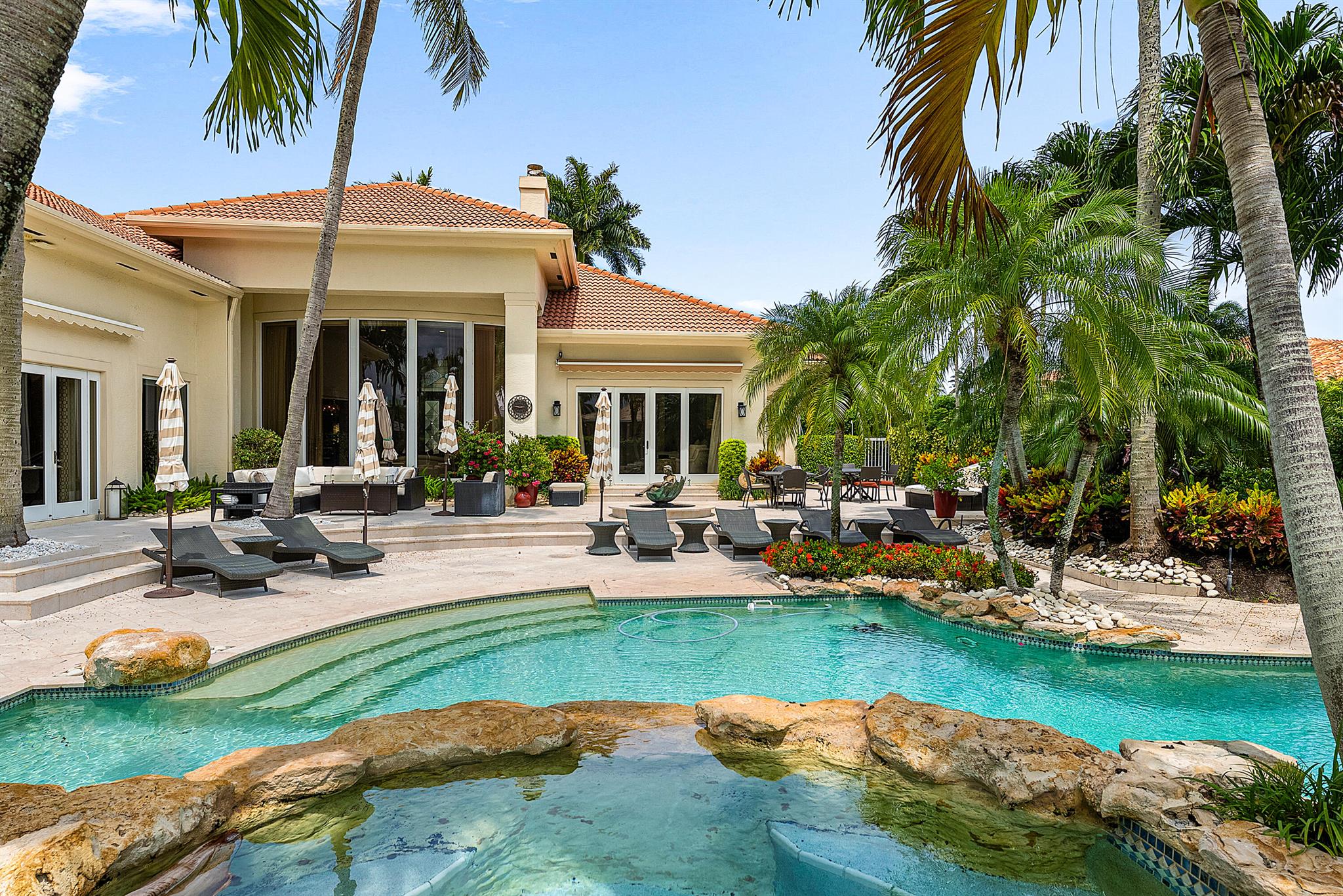 VINTAGE OAKS / POLO CLUB - Residential