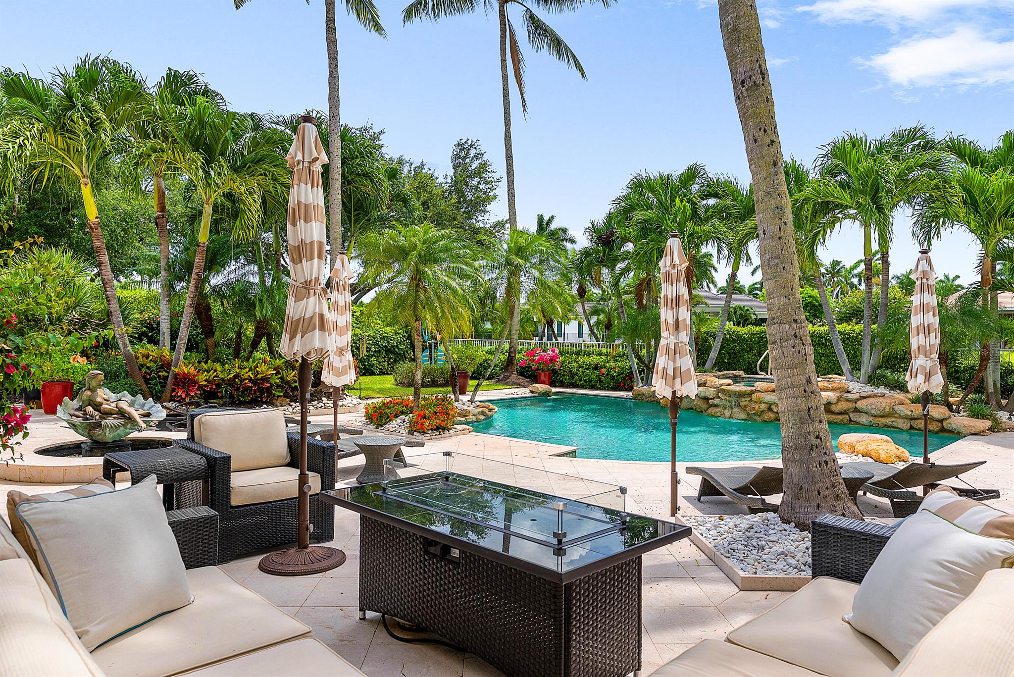 VINTAGE OAKS / POLO CLUB - Residential