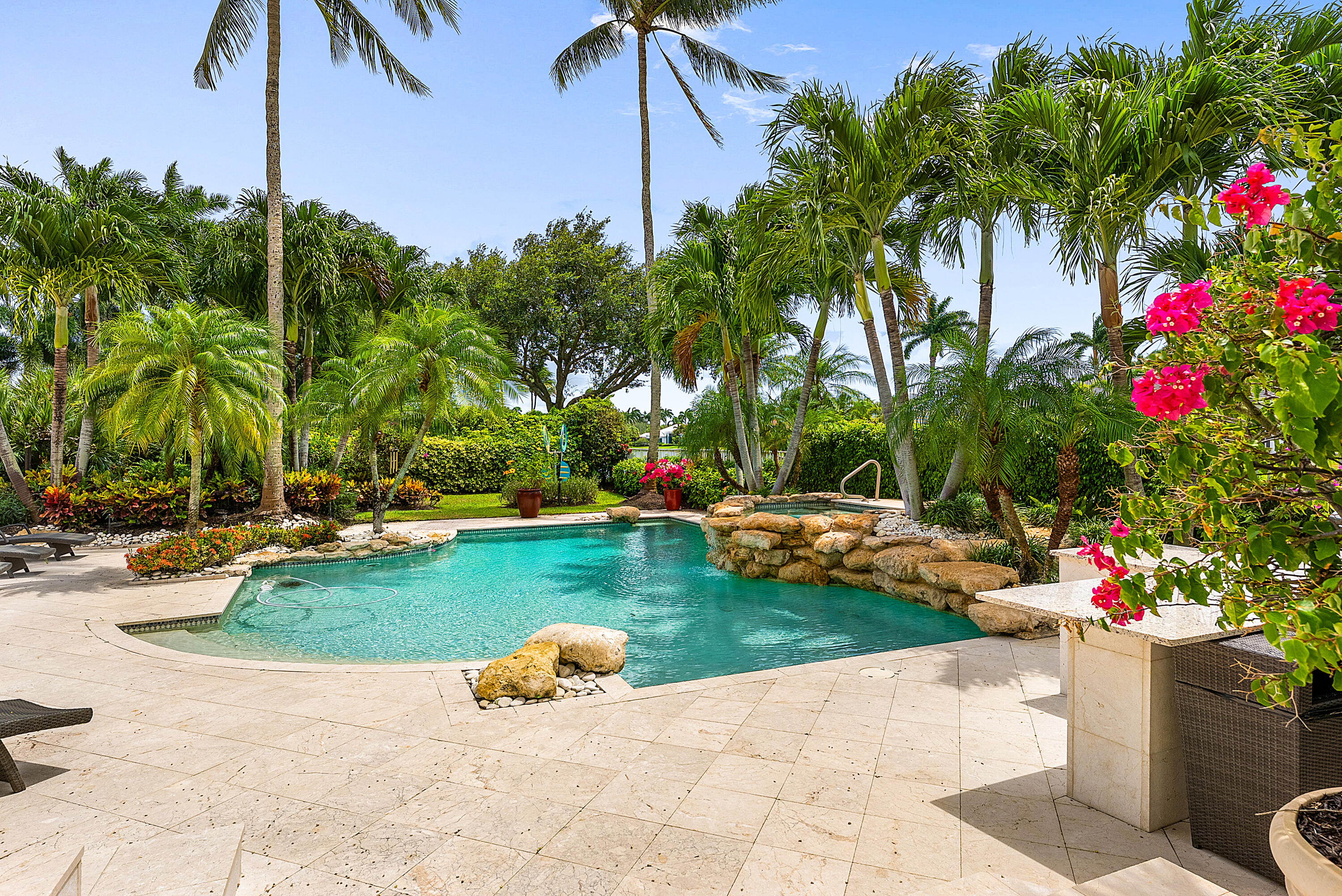 VINTAGE OAKS / POLO CLUB - Residential