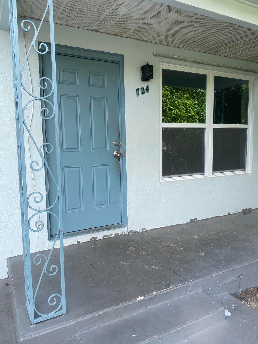 Photo of 724 S D Street, Lake Worth Beach, FL 33460 (MLS # B26073828)