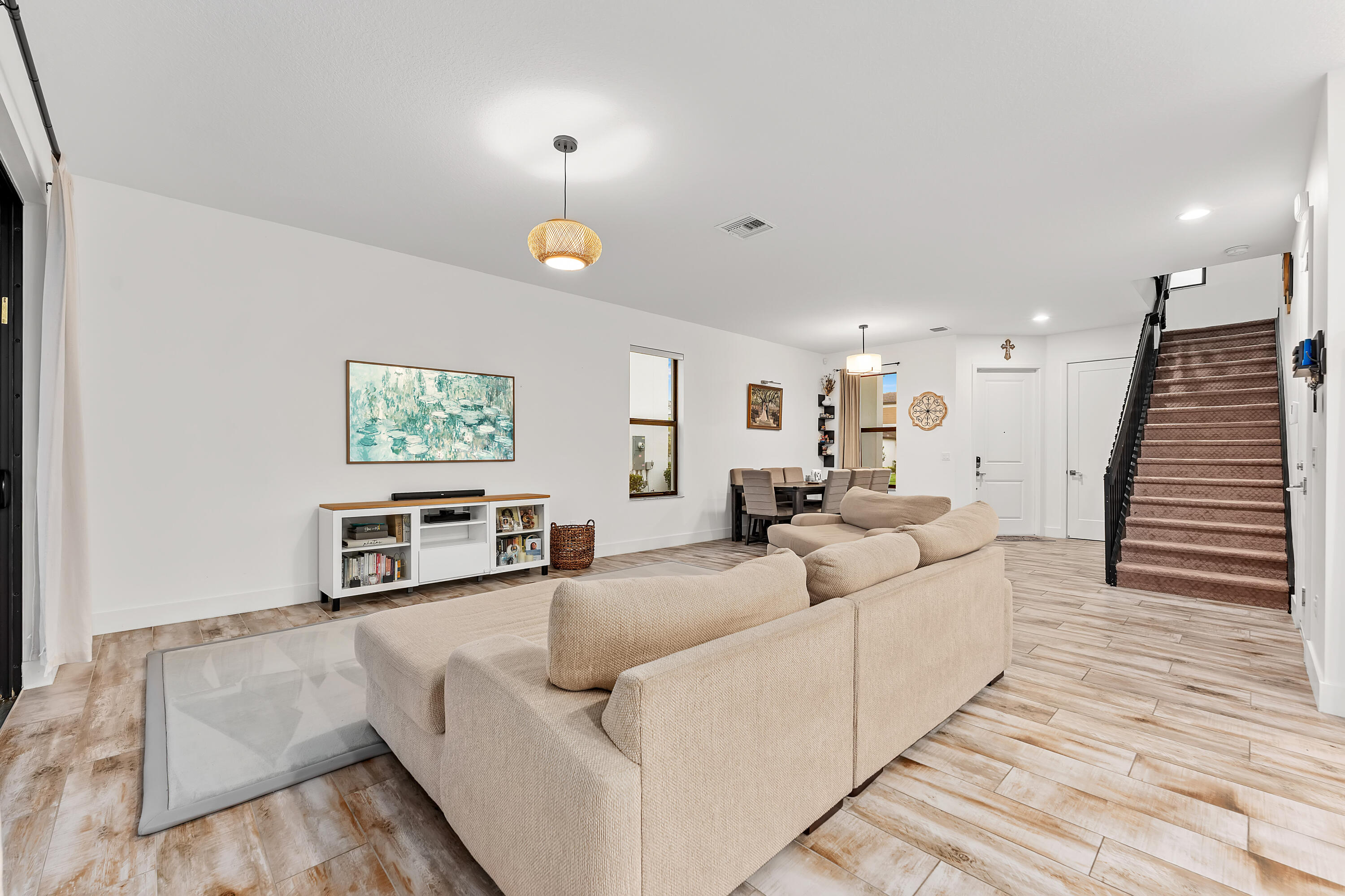 SKY COVE - Residential