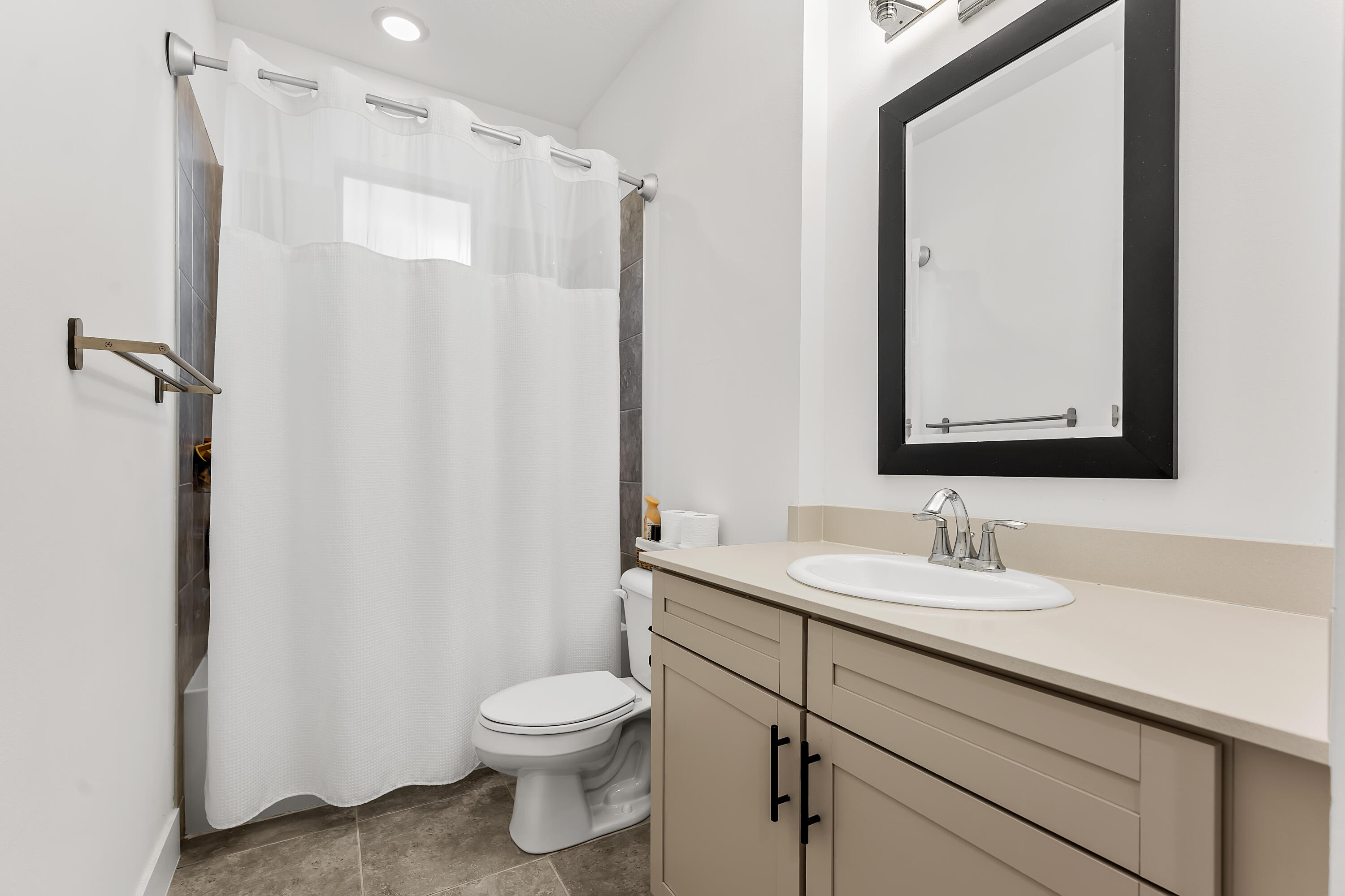 SKY COVE - Residential