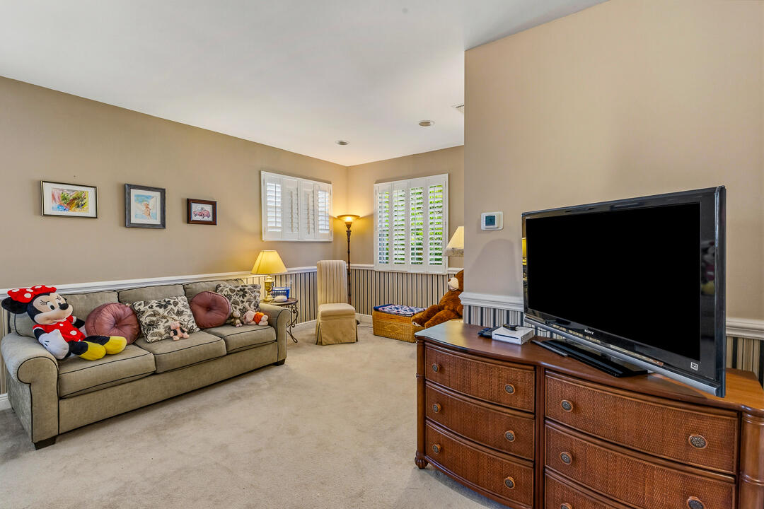 PALM COVE GOLF & YACHT CLUB - Residential
