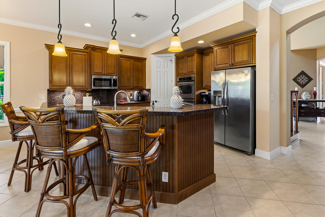 PALM COVE GOLF & YACHT CLUB - Residential