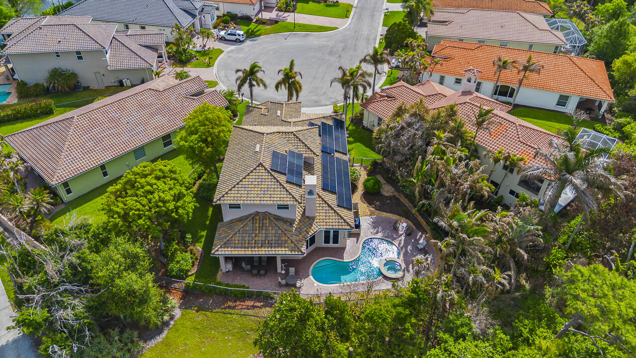 PALM COVE GOLF & YACHT CLUB - Residential