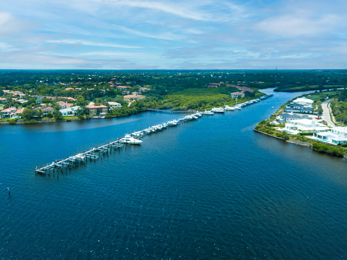 PALM COVE GOLF & YACHT CLUB - Residential