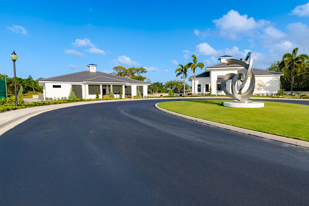 PALM COVE GOLF & YACHT CLUB - Residential
