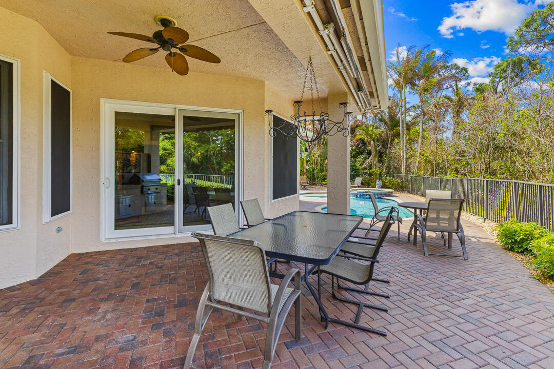 PALM COVE GOLF & YACHT CLUB - Residential