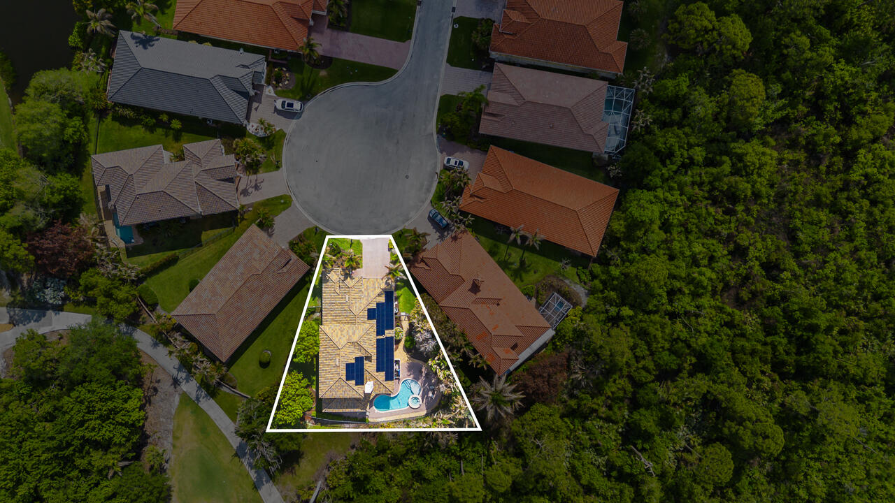 PALM COVE GOLF & YACHT CLUB - Residential