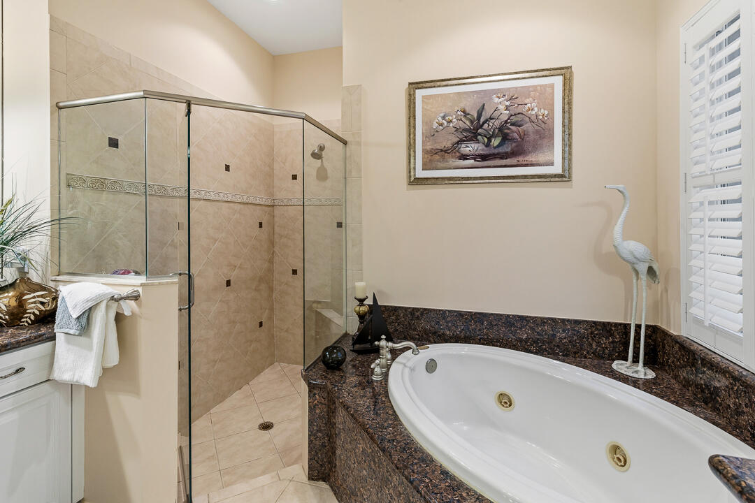 PALM COVE GOLF & YACHT CLUB - Residential