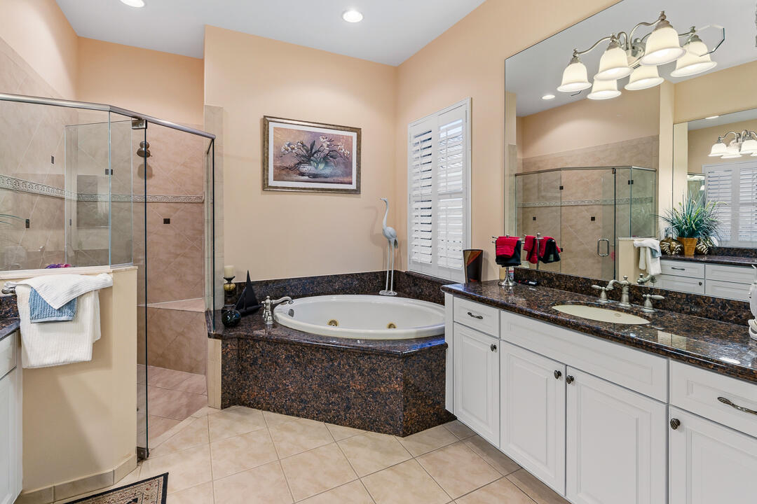 PALM COVE GOLF & YACHT CLUB - Residential