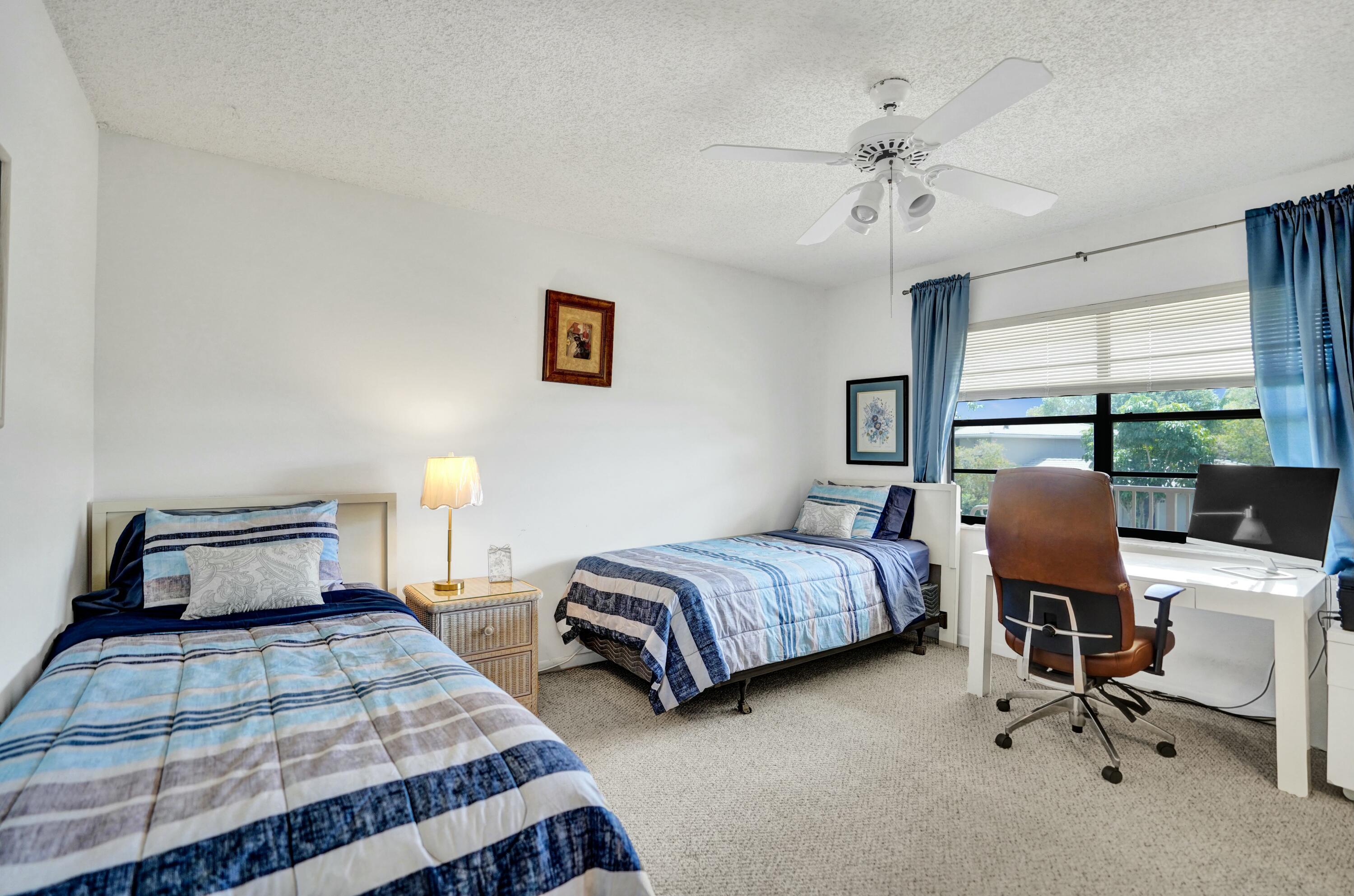 STRATFORD AT HUNTERS RUN CONDO - Residential