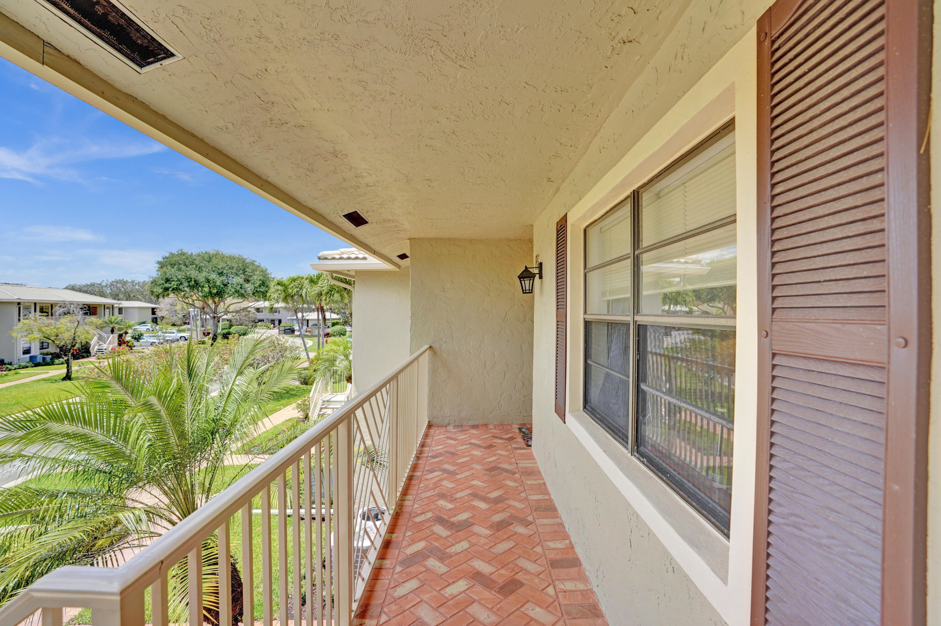 STRATFORD AT HUNTERS RUN CONDO - Residential