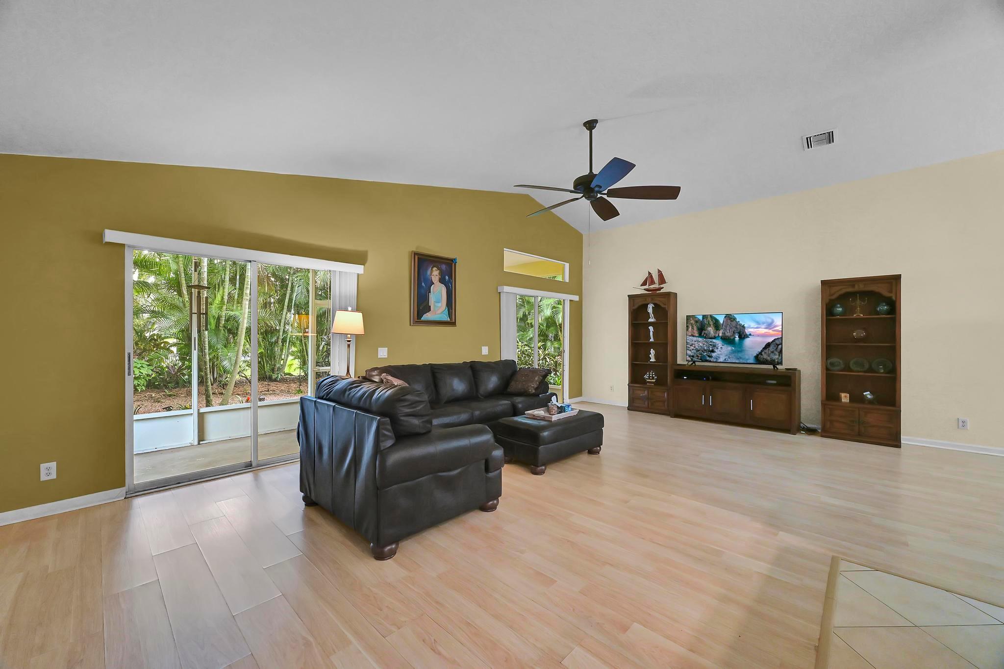 St Lucie Inlet Falls - Residential