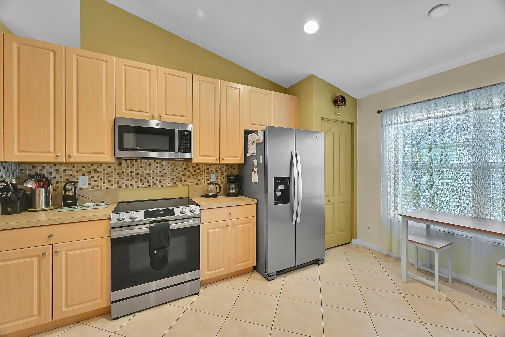 St Lucie Inlet Falls - Residential