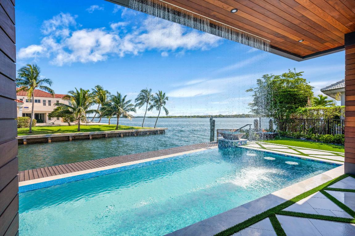 PALM BEACH LAKE WORTH ESTATES 2 - Residential