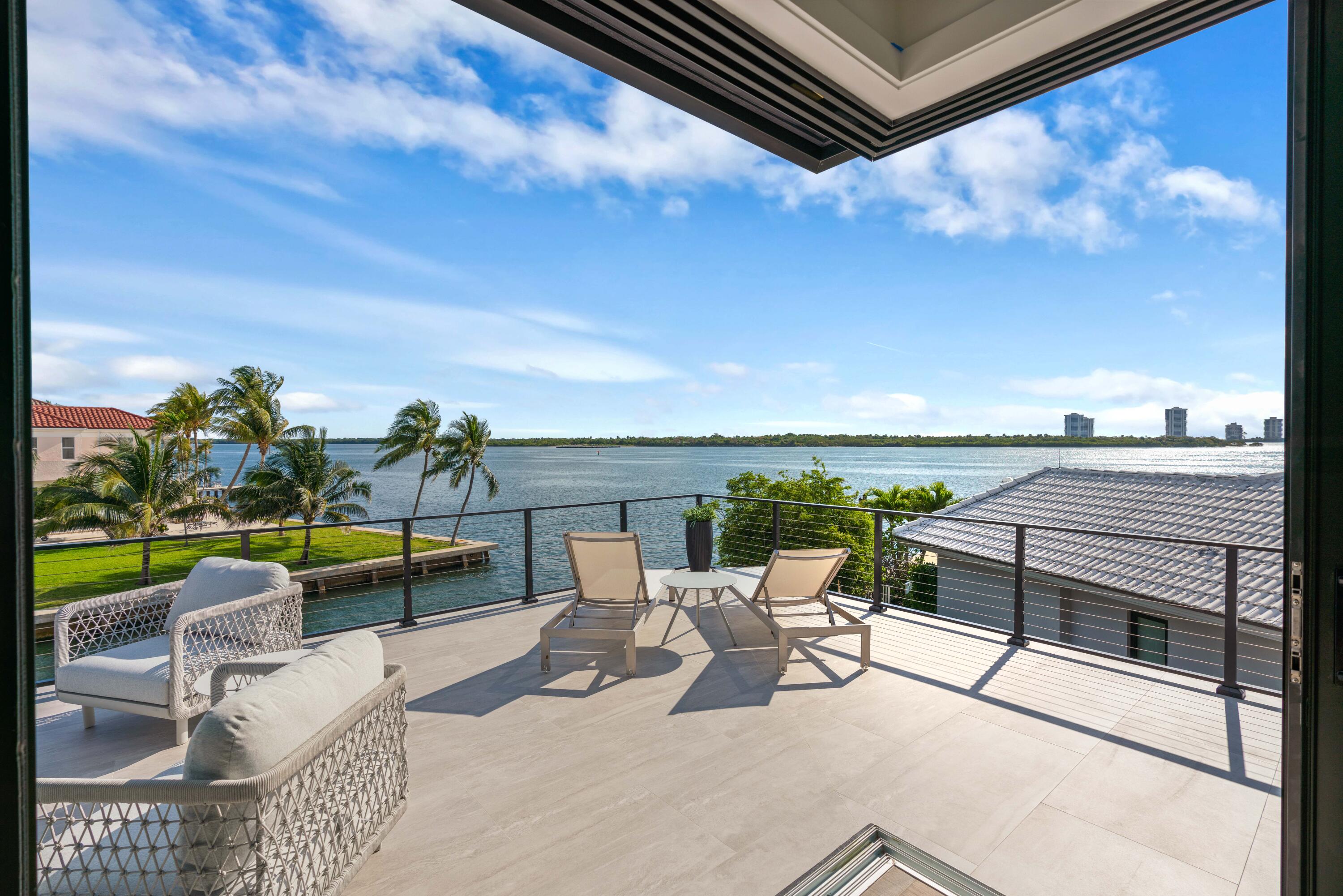 PALM BEACH LAKE WORTH ESTATES 2 - Residential