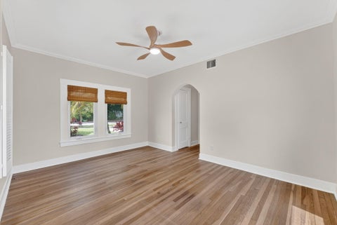 Tiny photo for 400 NE 5th Avenue, Pompano Beach, FL 33060 (MLS # B26035488)