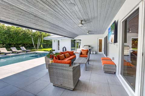 Tiny photo for 3245 St James Drive, Boca Raton, FL 33434 (MLS # B26045298)